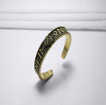 Load image into Gallery viewer, Bronze Viking Triquetra Bracelet