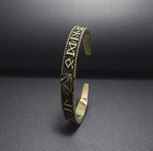 Load image into Gallery viewer, Bronze Viking Triquetra Bracelet