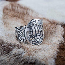 Load image into Gallery viewer, Drakkar Symbol with Wolf Ornament Ring | Unique Norse Jewelry