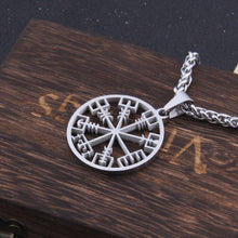 Load image into Gallery viewer, Minimalist Norse Compass Vegvisir Pendant Necklace