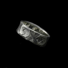 Load image into Gallery viewer, Norse Viking Ring - Rough Hewn Warrior Ring