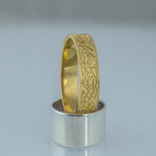 Load image into Gallery viewer, 14K Gold Norse Knotwork Viking Ring | Jellinge Viking art style