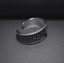 Load image into Gallery viewer, Silver Viking Triquetra Bracelet