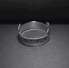 Load image into Gallery viewer, Silver Viking Troll Cross Bracelet
