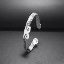 Load image into Gallery viewer, Silver Viking Troll Cross Bracelet