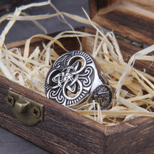 Load image into Gallery viewer, Steel Viking Knotwork Triskelion Ring