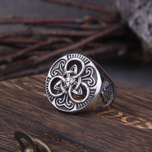 Load image into Gallery viewer, Steel Viking Knotwork Triskelion Ring
