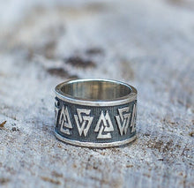Load image into Gallery viewer, Valknut Symbol Ring Sterling Silver Viking Ring