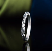 Load image into Gallery viewer, Sterling Silver Viking Raven Ring | Customizable Size