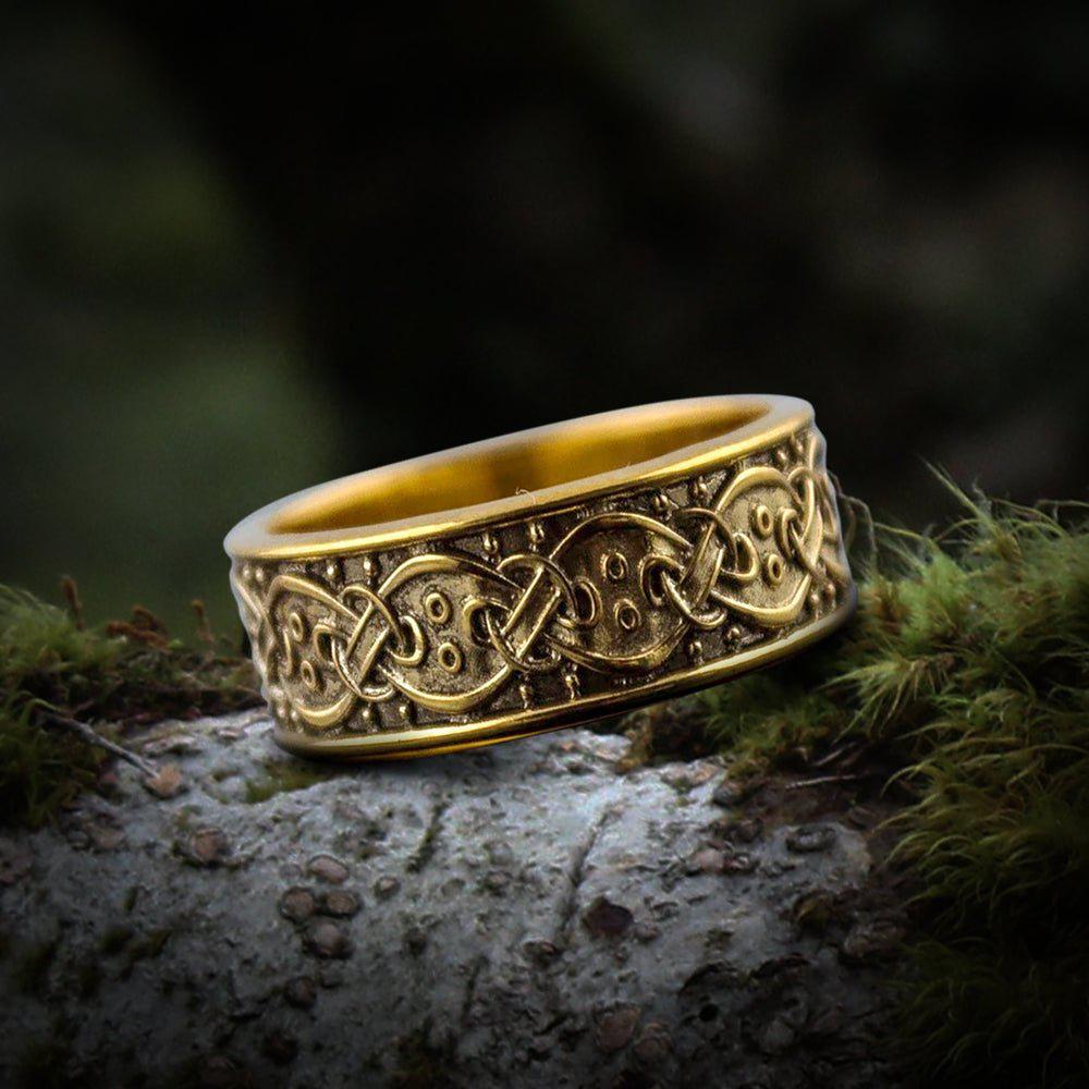 14K Gold Viking Ring with Borre Style Knotwork | Scandinavian Ornament