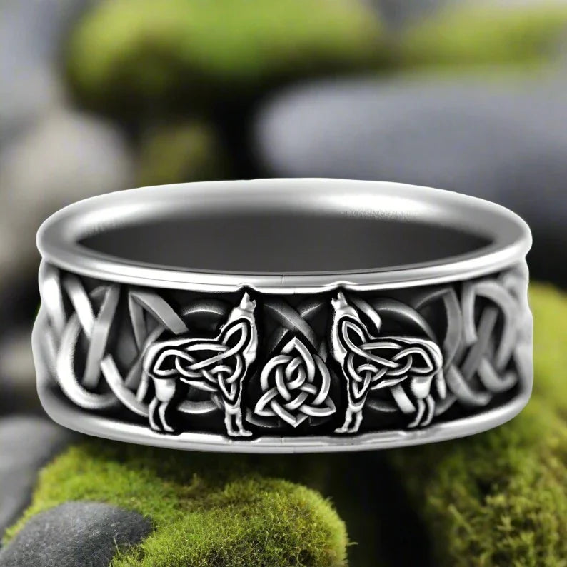 Viking Wolf Ring with Twin Howling Wolves | Celtic Knot Design