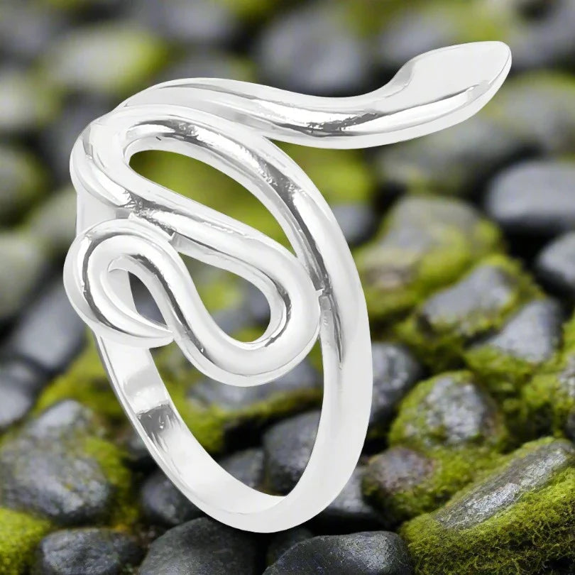 Viking Snake Ring with Minimalistic Coiled Serpent in Silver/Gold