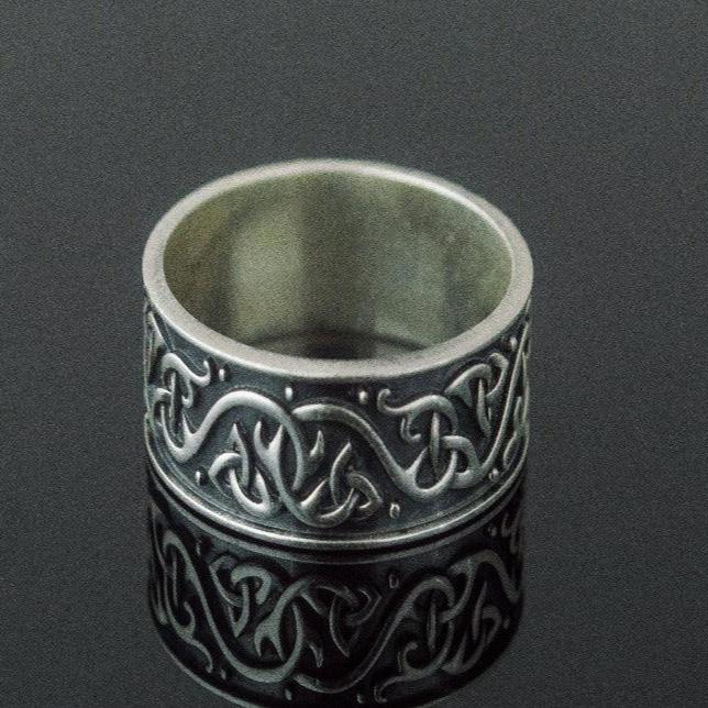 Beautiful Ornament Ring Sterling Silver Viking Ring