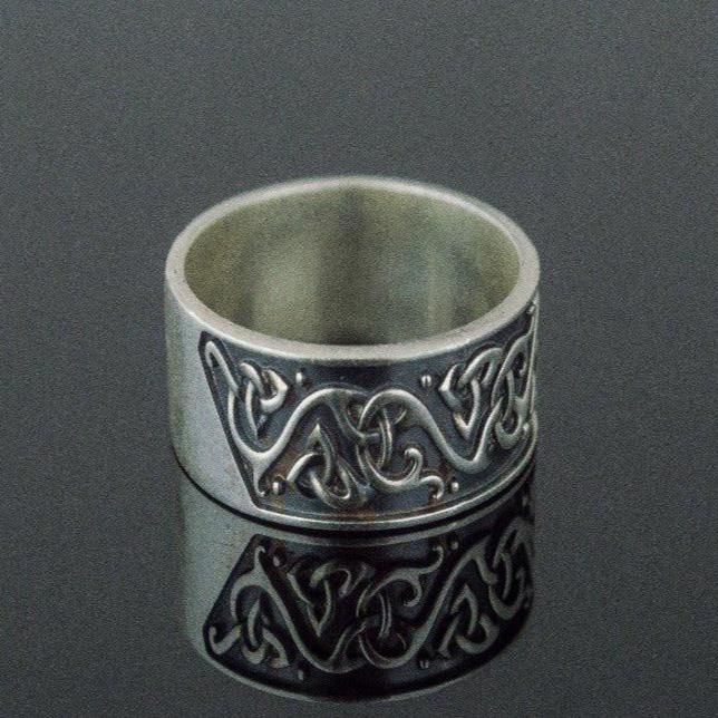 Beautiful Ornament Ring Sterling Silver Viking Ring