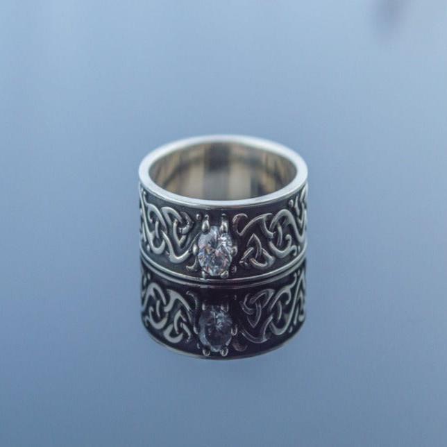 Beautiful Ornament Ring with White Cubic Zirconia Sterling Silver Viking Ring