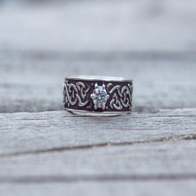 Beautiful Ornament Ring with White Cubic Zirconia Sterling Silver Viking Ring