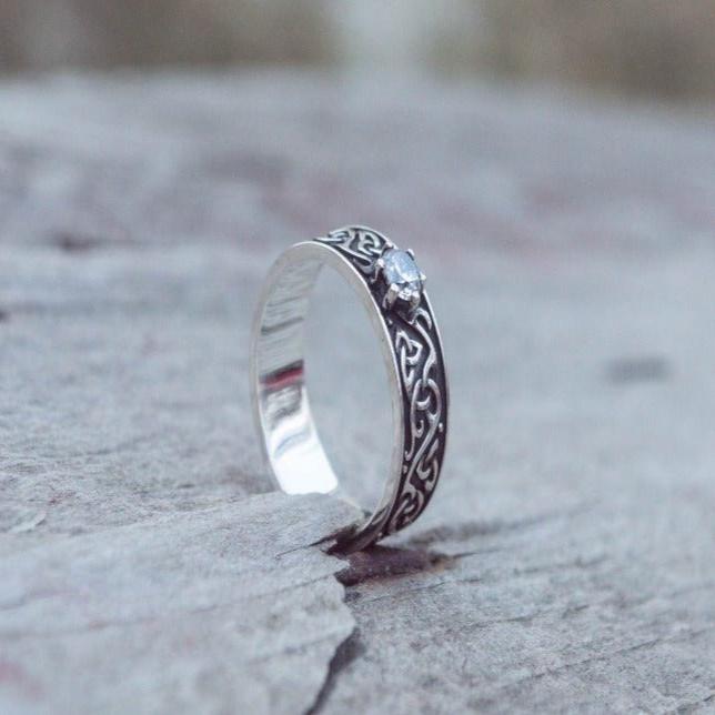 Beautiful Ornament Ring with White Cubic Zirconia Sterling Silver Viking Ring