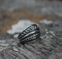 Load image into Gallery viewer, Womens Viking Ring in Sterling Silver
