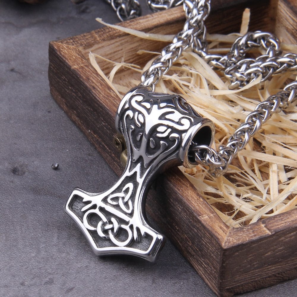 Elegant Knotwork Small Thor’s Hammer Pendant Necklace