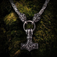 Load image into Gallery viewer, Knotwork Norse Thor&#39;s Hammer King&#39;s Chain
