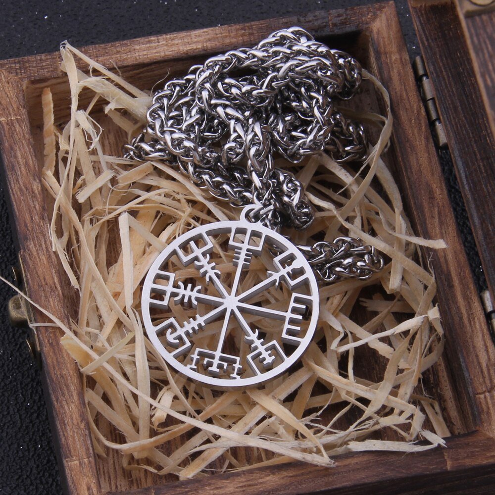 Minimalist Norse Compass Vegvisir Pendant Necklace