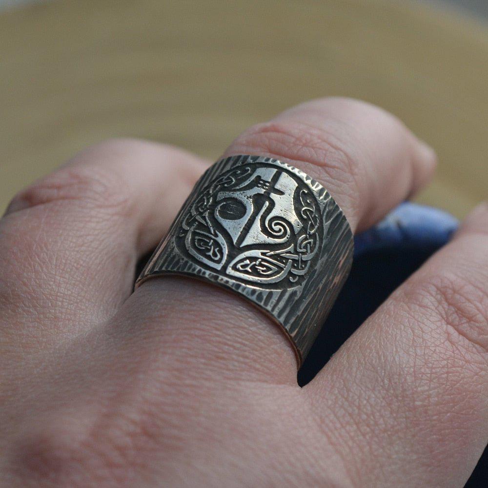 Round Stainless Steel Skull Face Amulet Ring