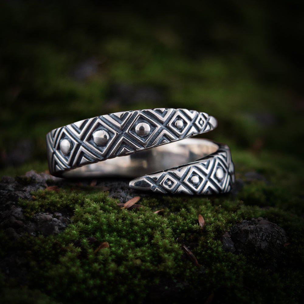 Snake Style Ring with Geometry Ornament Sterling Silver Ring