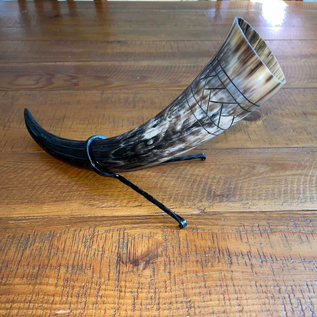 Viking Drinking Horn with Belt Loop and Iron Stand - Scale Pattern