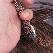 Load image into Gallery viewer, Viking Triskele Knotwork Steel Pendant Necklace
