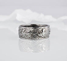 Load image into Gallery viewer, Viking Wolf Ornament Ring | Black Limited Edition Norse Ring
